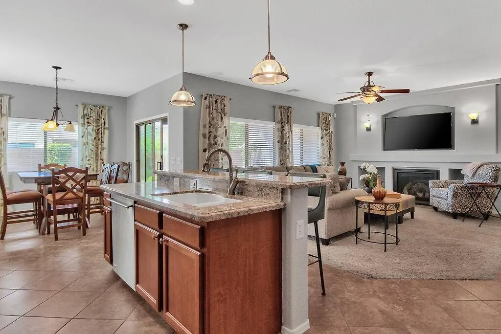Stylish & Modern Home Near Downtown Gilbert! 0*, Gilbert United States